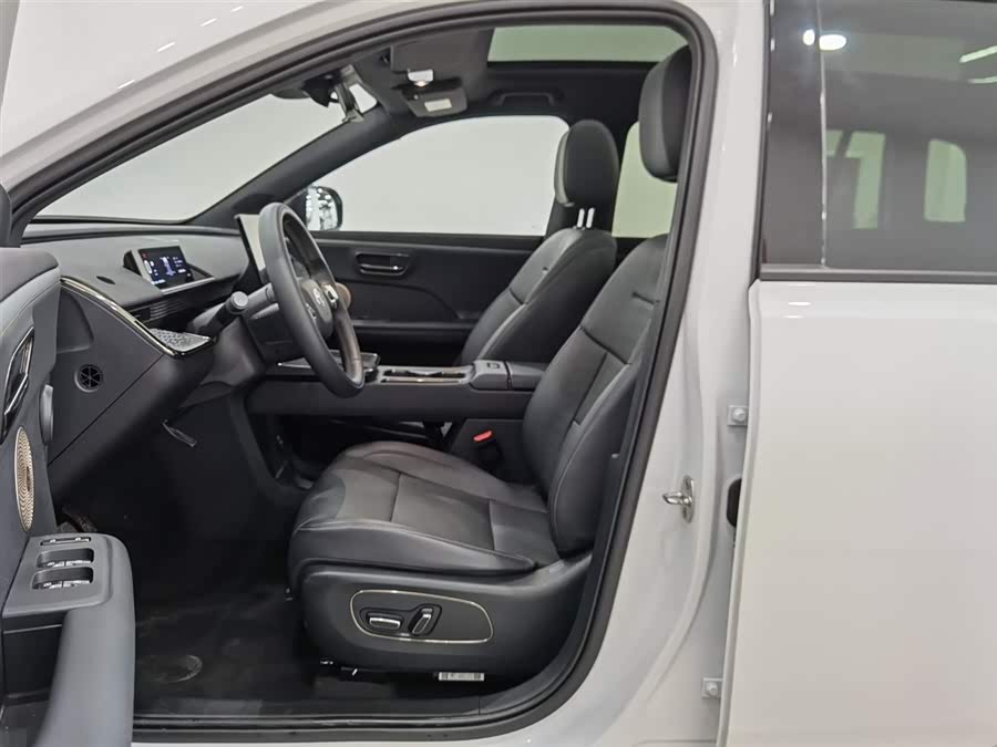 丰田 铂智3X 2025 #11 丰田 铂智3X 2025 汽车图片 #11