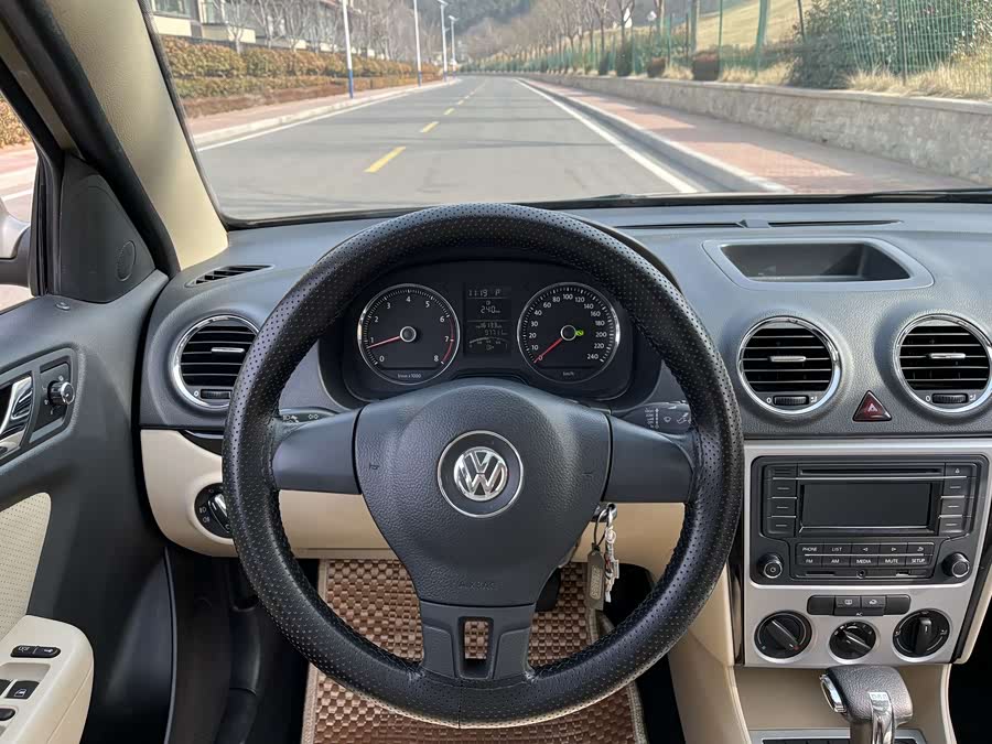 Volkswagen Lavida 2012 #11 Volkswagen Lavida 2012 car image #11