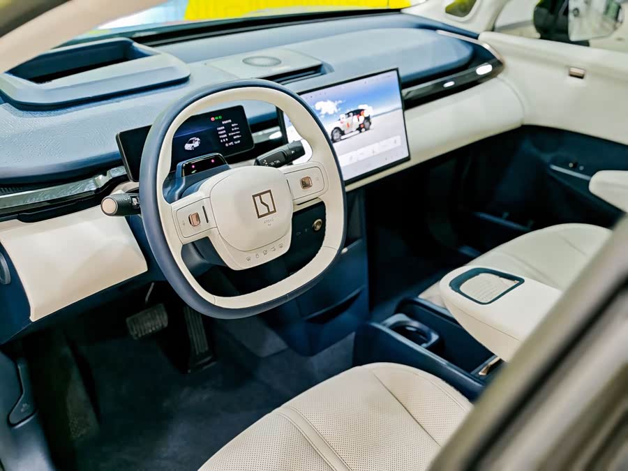 Zeekr X 2023 car image #11