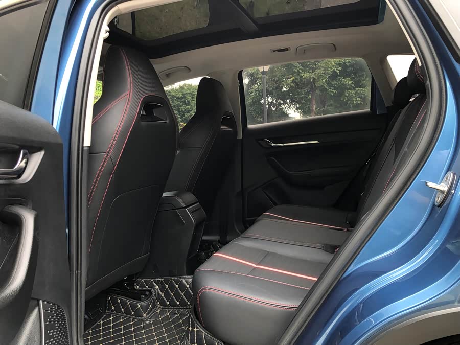 Skoda Kamiq 2020 صورة سيارة #11