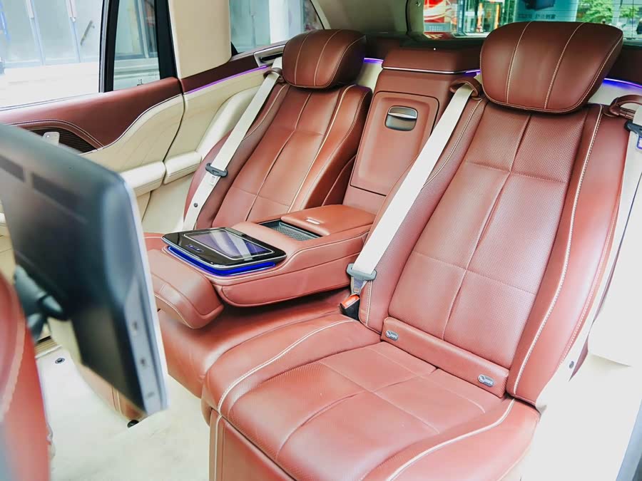 Mercedes-Benz Maybach GLS 2021 car image #11