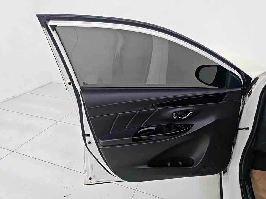 Toyota Yaris L Zhixuan 2022 image de voiture #11