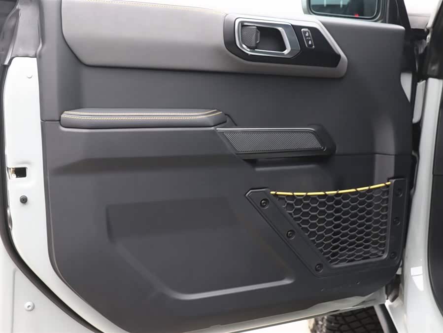 Ford Bronco 2025 car image #11