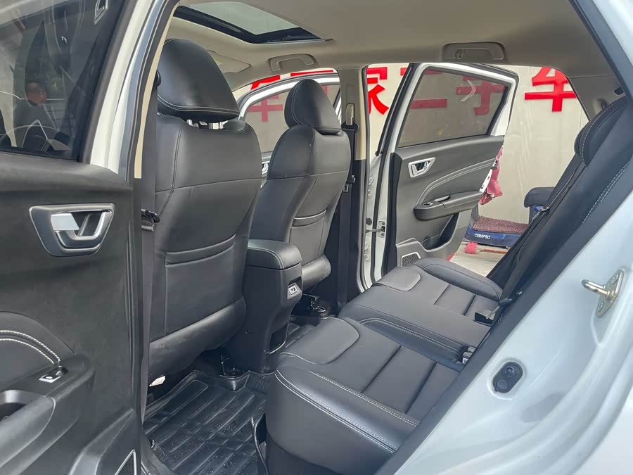 GEELY 2018 car image #11