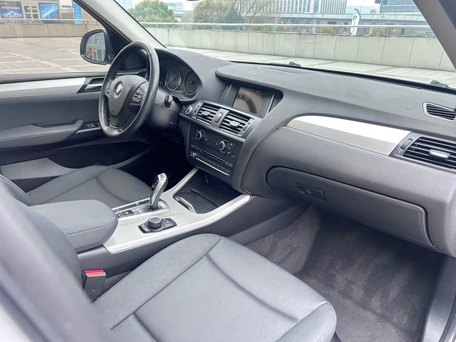 BMW X3 (Imported) 2018 immagine di auto #11