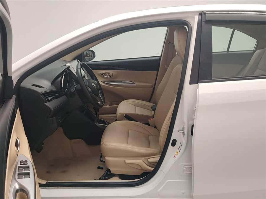 Toyota Yaris L Zhixiang 2017 صورة سيارة #11