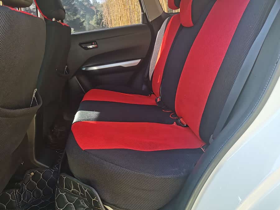 Suzuki Vitara 2016 image de voiture #11