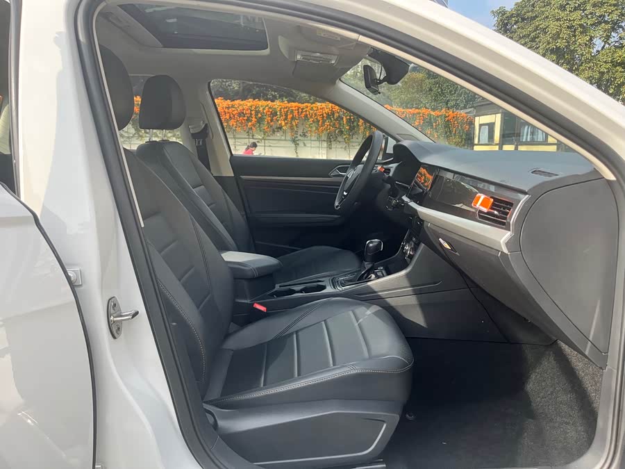 Volkswagen Lavida 2022 car image #11