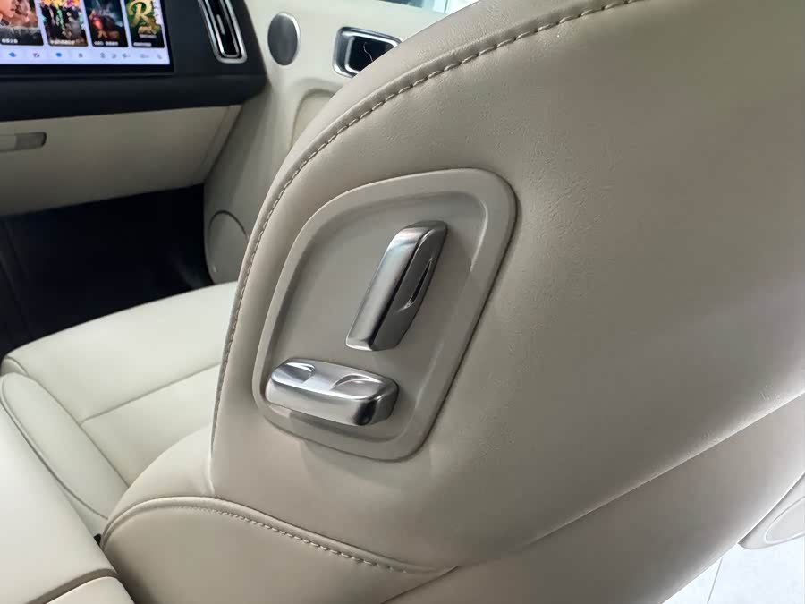 理想汽车 理想L7 2023 汽车图片 #11