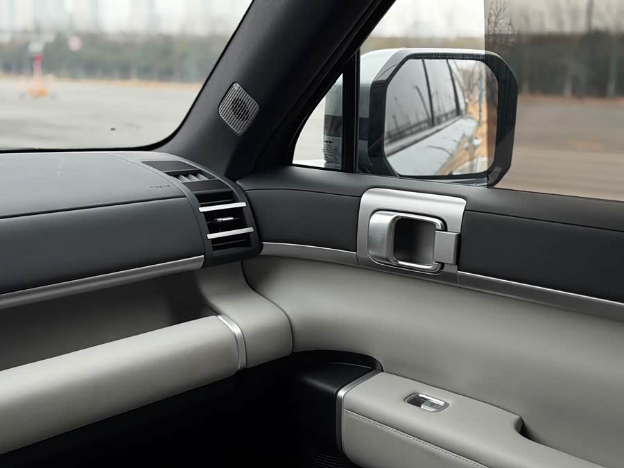 FangChengBao Tiger 7 2025 car image #11