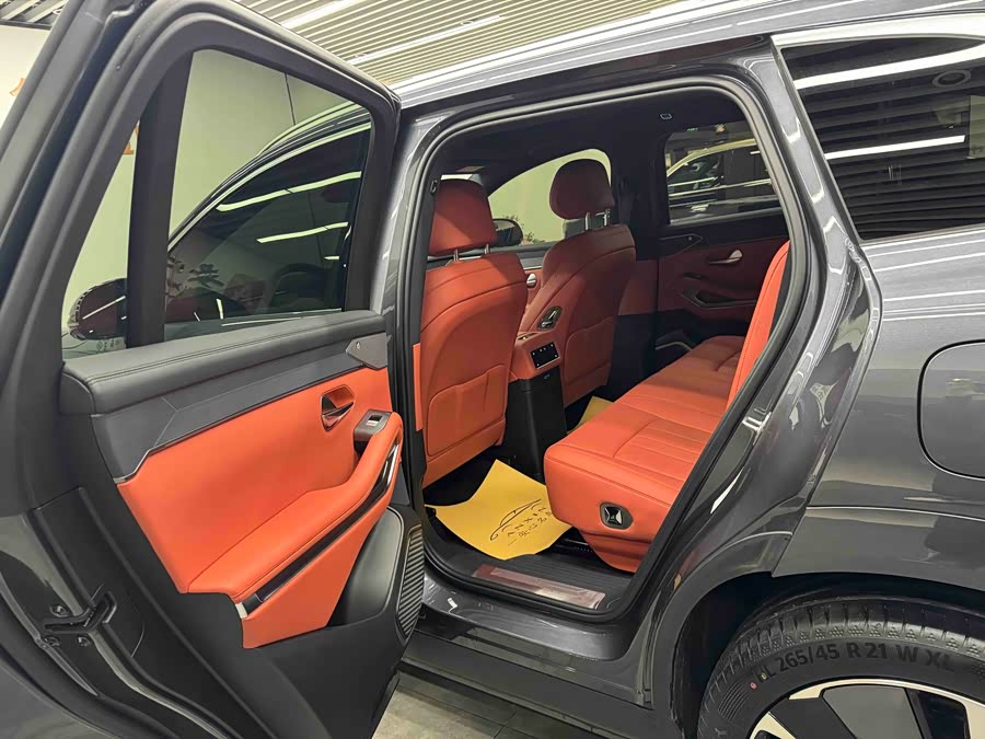 BYD Tang L 2025 car image #11