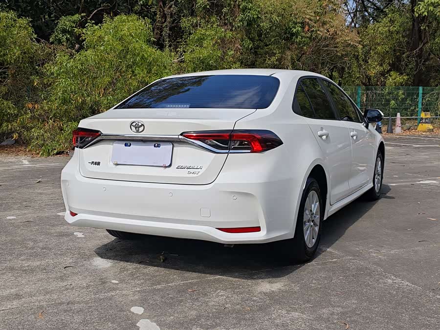 Toyota Corolla 2022 immagine di auto #11