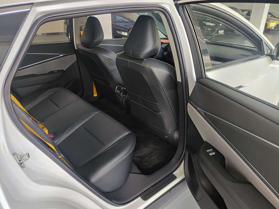 Toyota bZ5 2025 car image #11