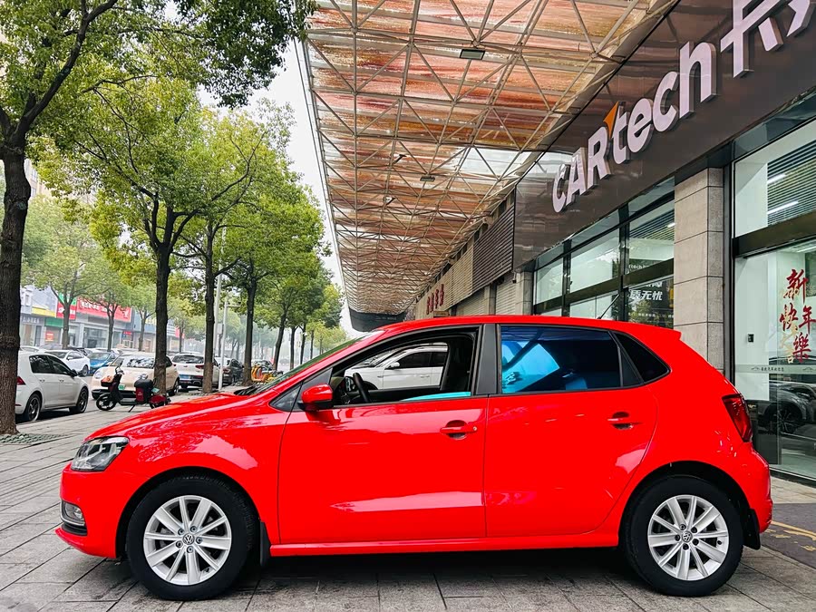 Volkswagen Polo 2015 immagine di auto #11