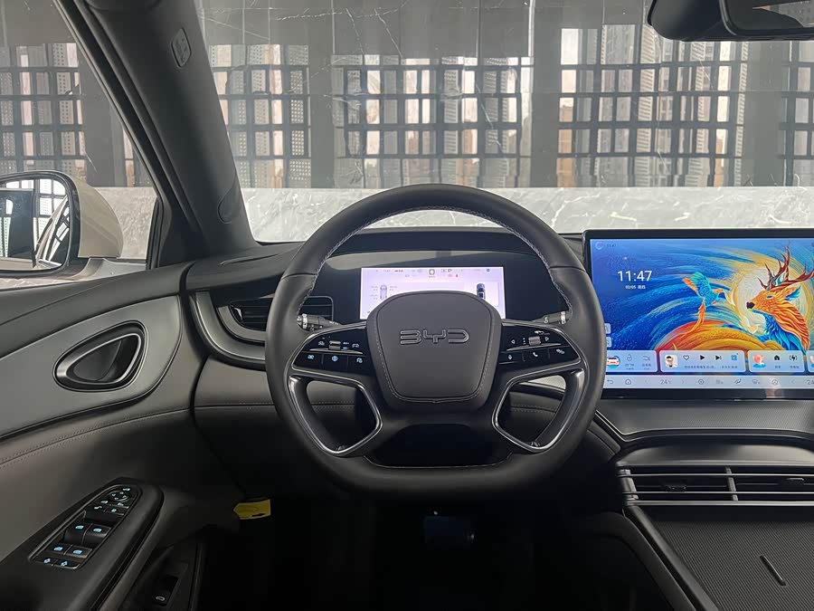 BYD Seal 07 DM-i 2024 #11 BYD Seal 07 DM-i 2024 car image #11