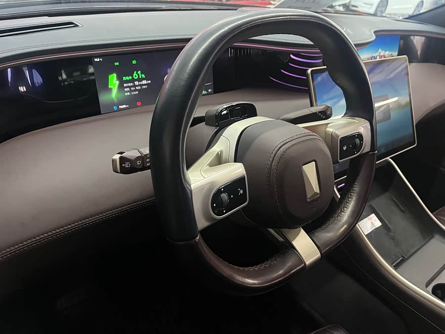 Avatr 11 2023 #11 Avatr 11 2023 car image #11