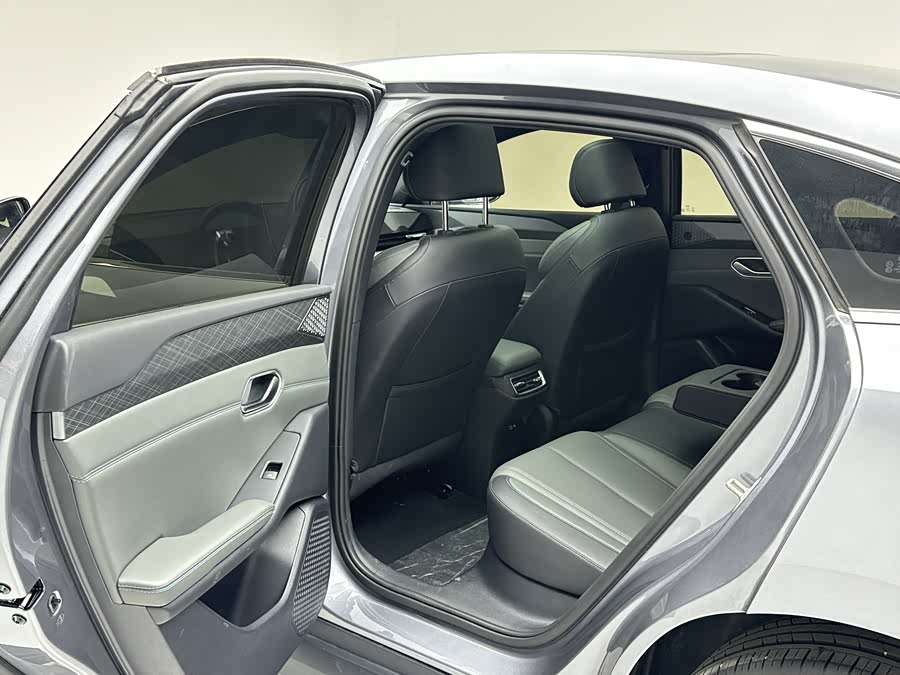 BYD Qin L 2025 car image #11