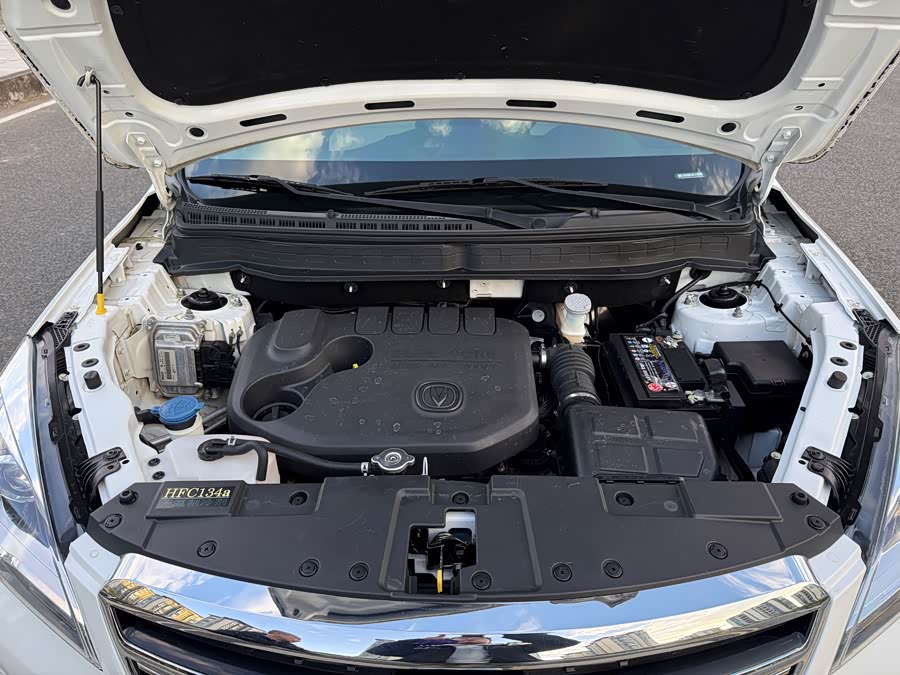 Changan CS35 2018 immagine di auto #11