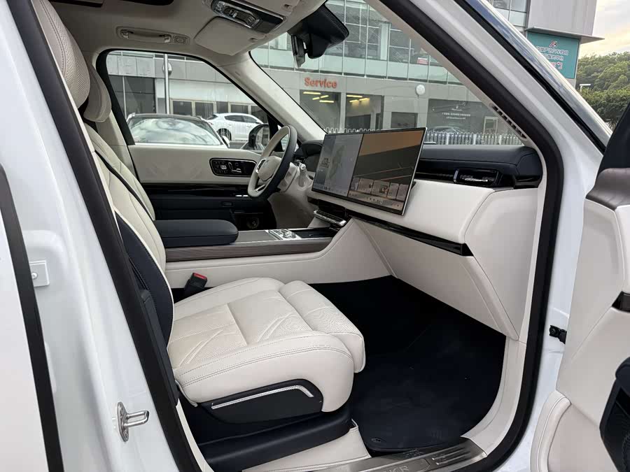 Zeekr 9X 2025 #11 Zeekr 9X 2025 car image #11