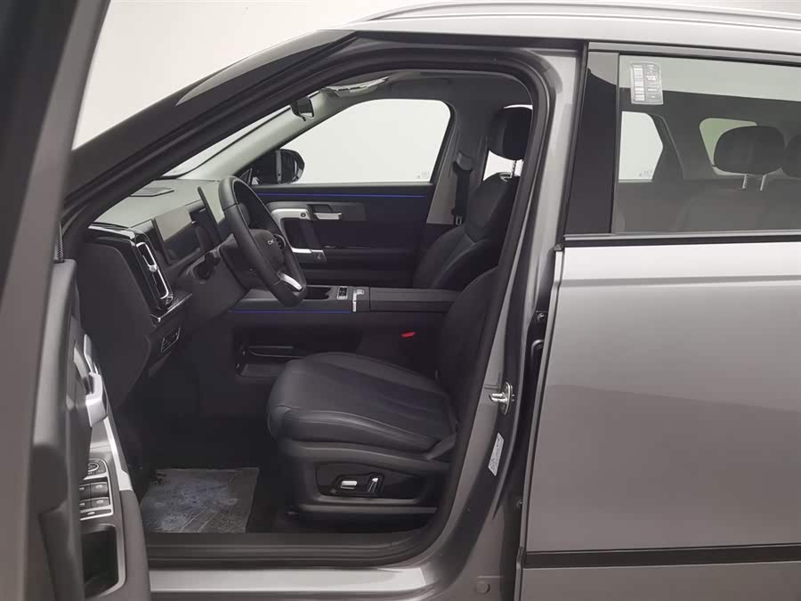 Tiggo7 C-DM 2024 car image #11