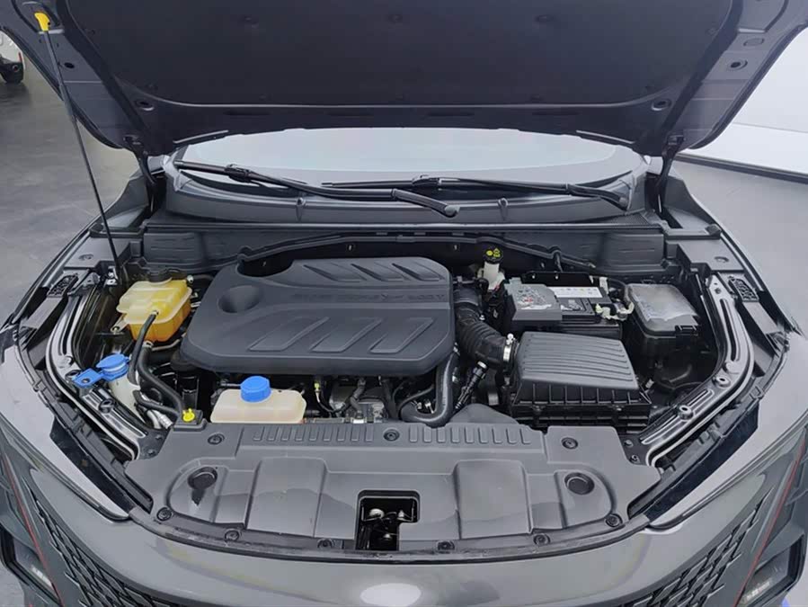 Changan UNI-T 2020 car image #11