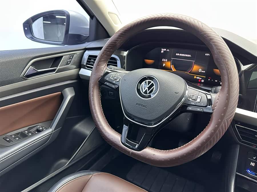 Volkswagen Lavida 2022 car image #11