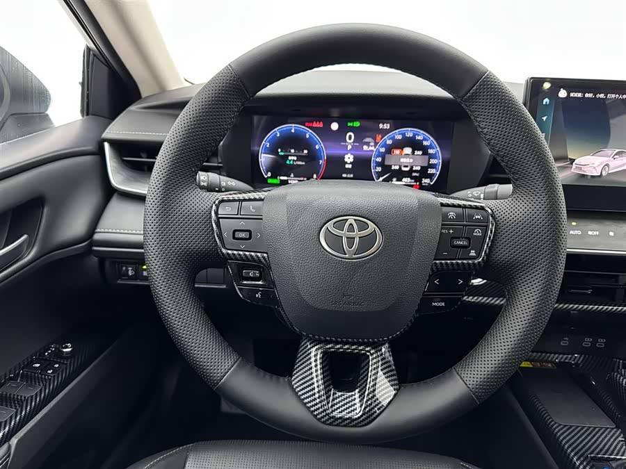 Toyota Camry 2025 صورة سيارة #11
