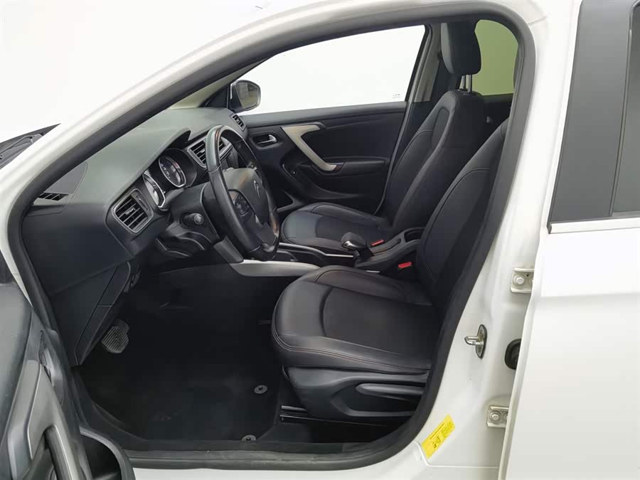 Citroen C3-XR 2015 car image #11