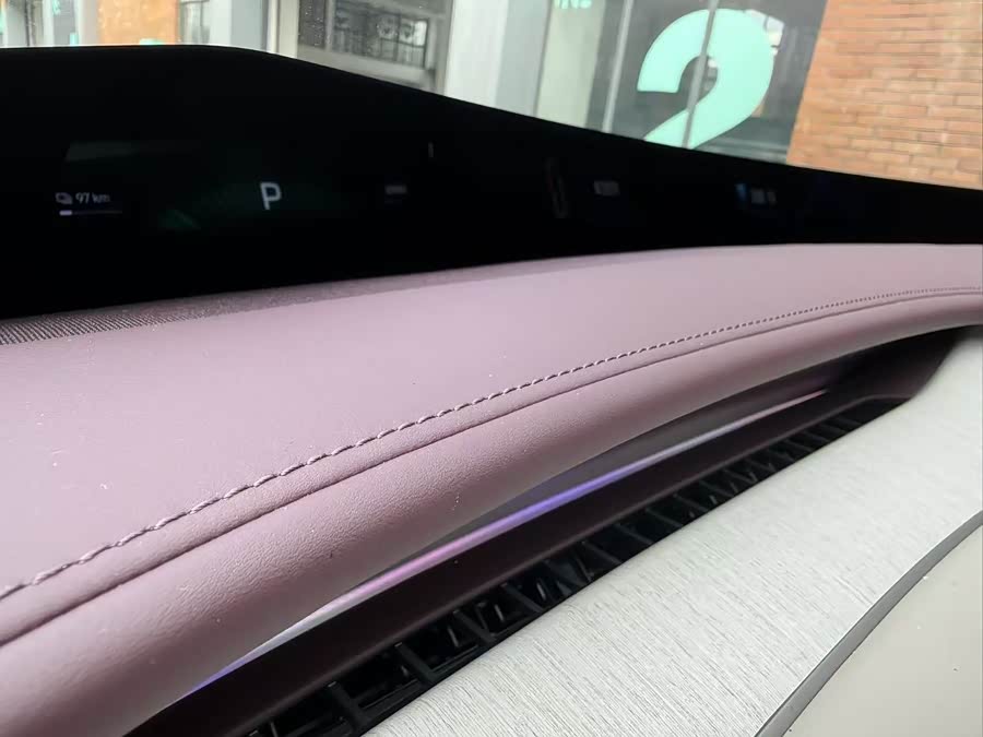 MI YU7 2025 car image #11