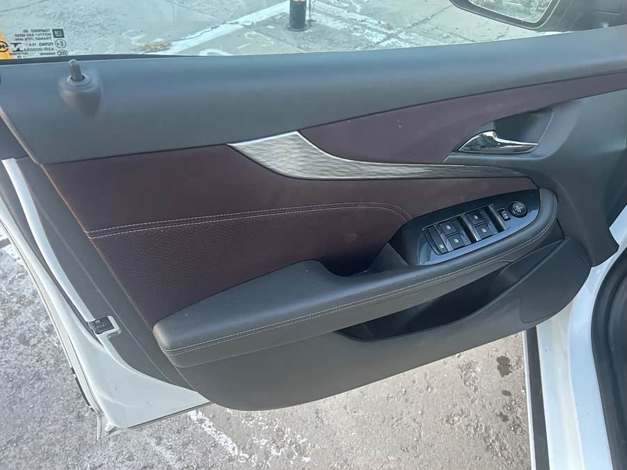 Chevrolet Malibu 2018 immagine di auto #11