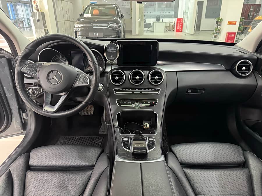 Mercedes-Benz C Class 2017 car image #11