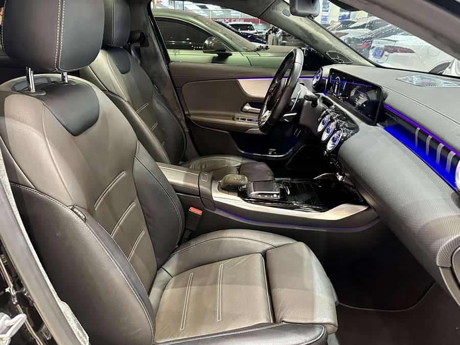 Mercedes-Benz A AMG 2022 #11 Mercedes-Benz A AMG 2022 صورة سيارة #11