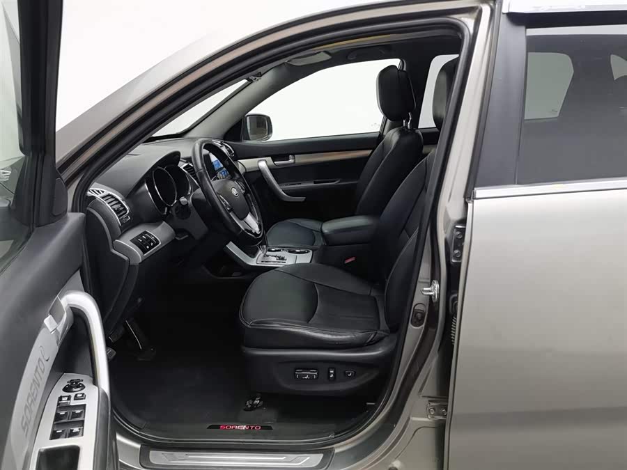 起亚 索兰托 2011 汽车图片 #11