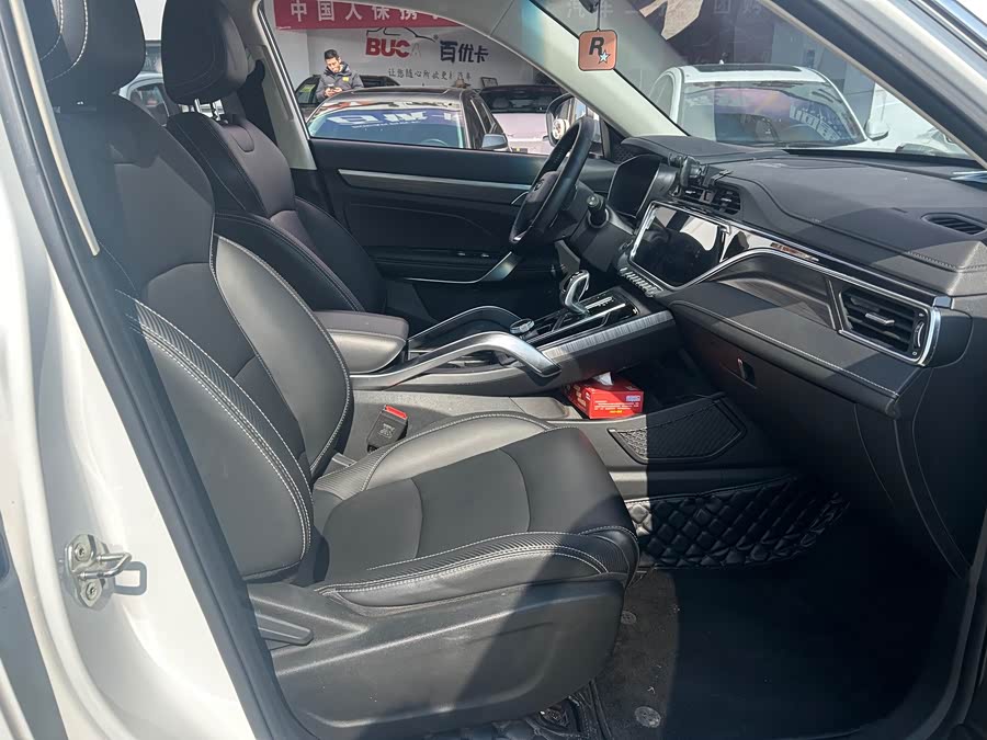 GEELY Boyue 2020 صورة سيارة #11