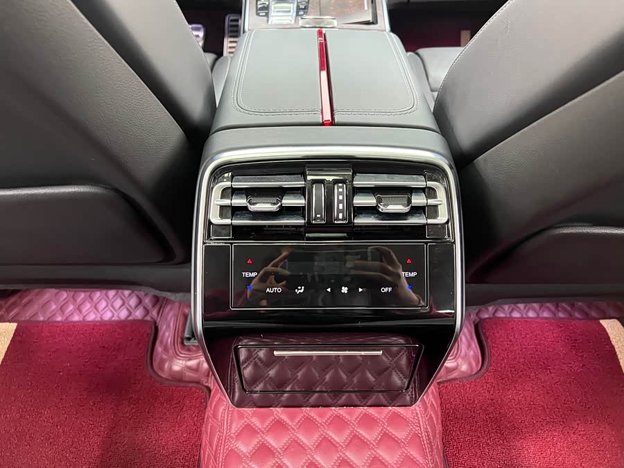 HongQi H9 2021 car image #11