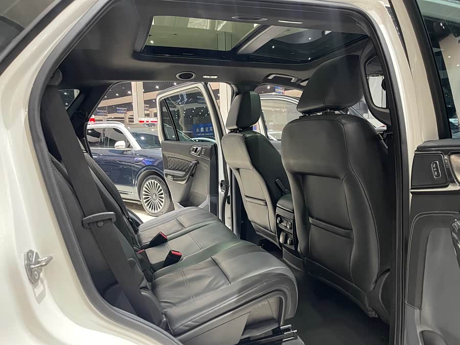 Ford Everest 2016 immagine di auto #11