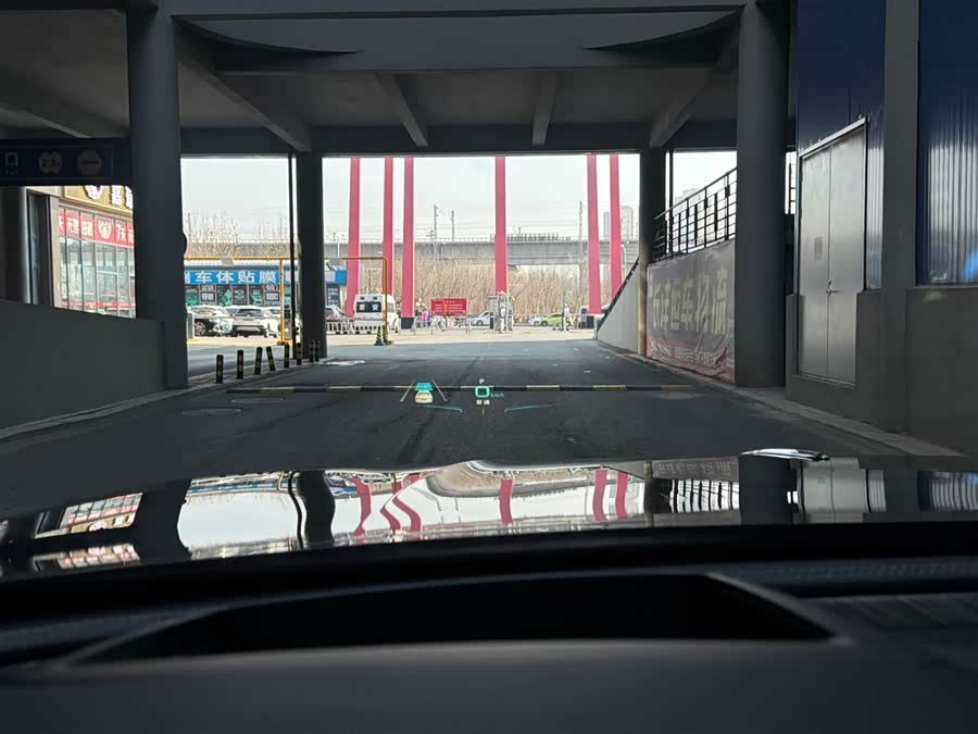 HongQi H9 2022 car image #11