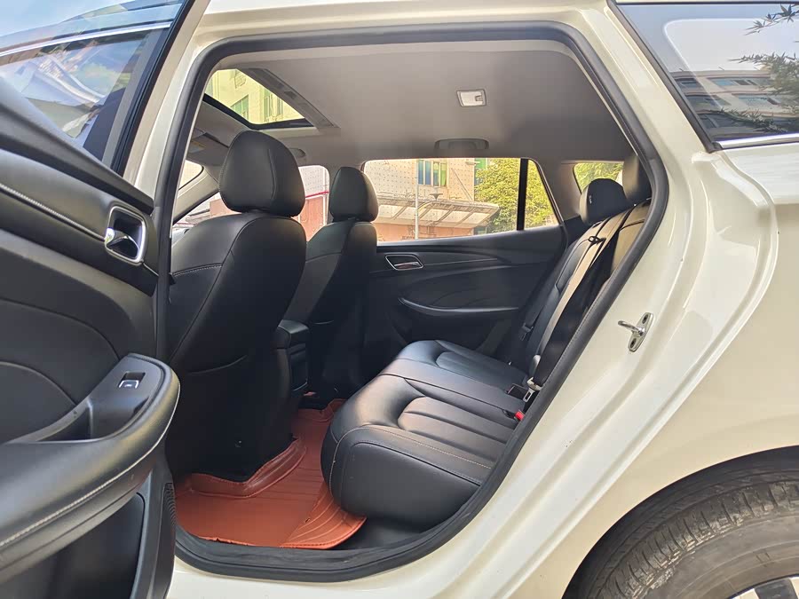 Roewe Ei5 2018 изображение автомобиля #11