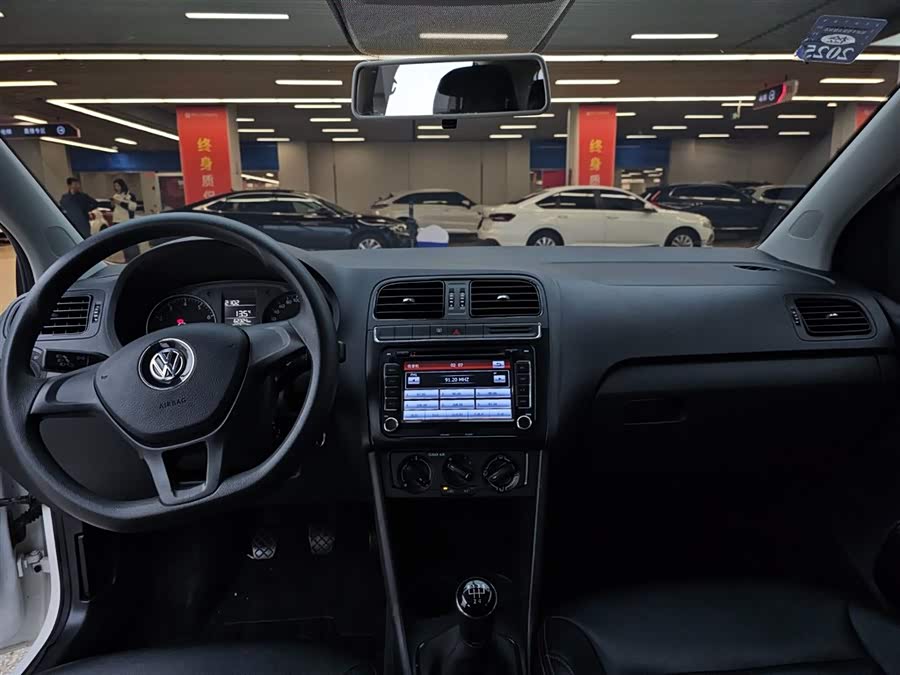 Volkswagen Polo 2017 immagine di auto #11