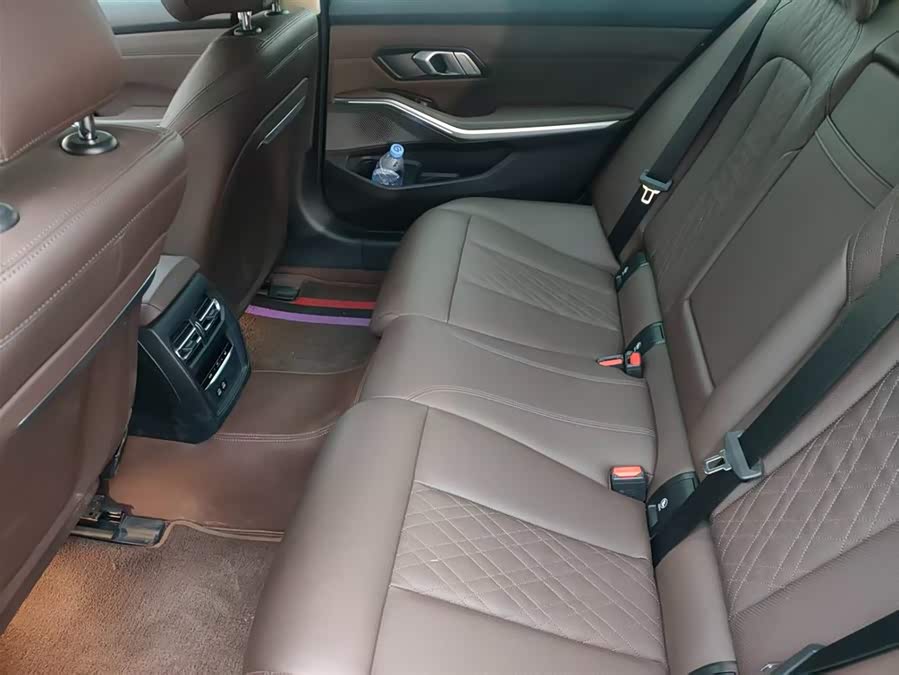 BMW i3 2022 immagine di auto #11