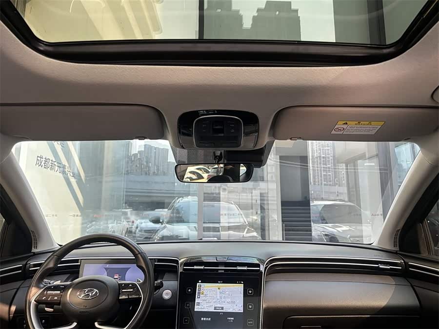 Hyundai Tucson 2022 car image #11