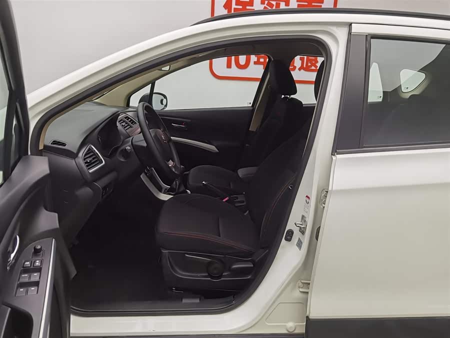 Suzuki S-Cross 2014 صورة سيارة #11