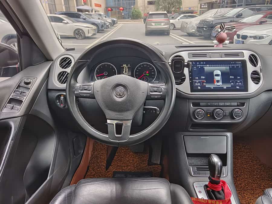 Volkswagen Tiguan 2014 #11 Volkswagen Tiguan 2014 car image #11