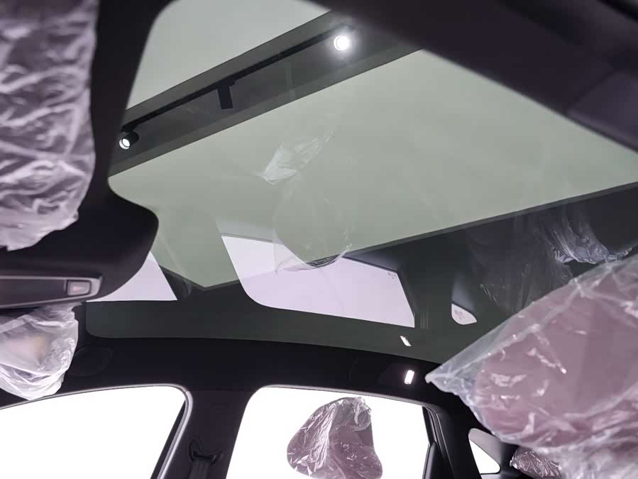 Xpeng MONA M03 2025 صورة سيارة #11