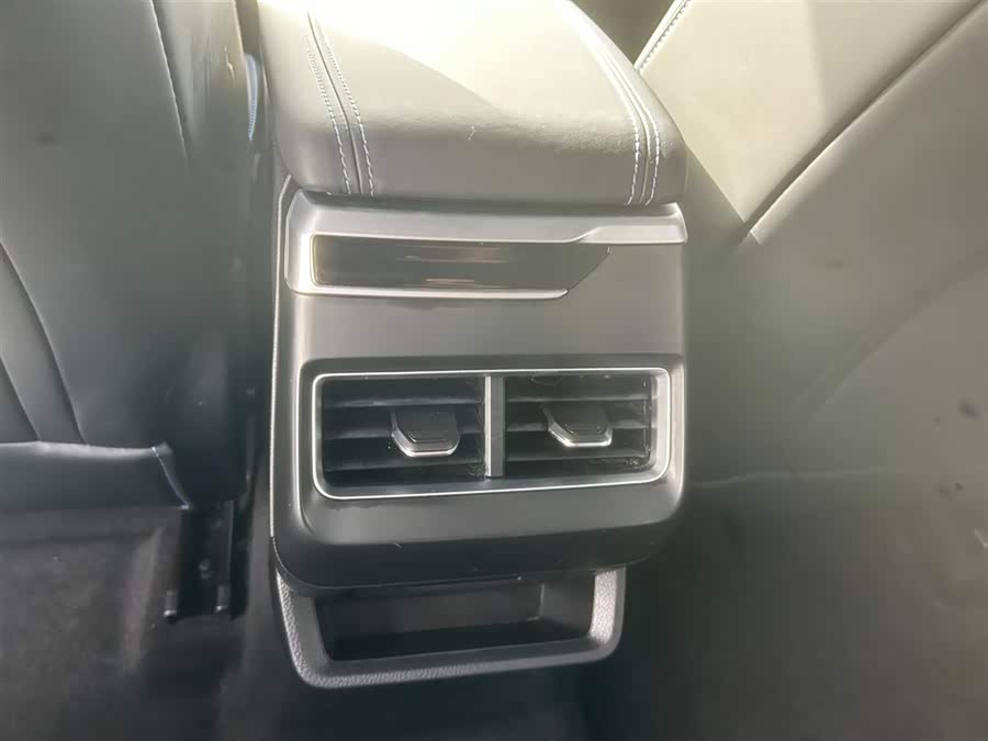 GEELY Preface 2025 #11 GEELY Preface 2025 immagine di auto #11