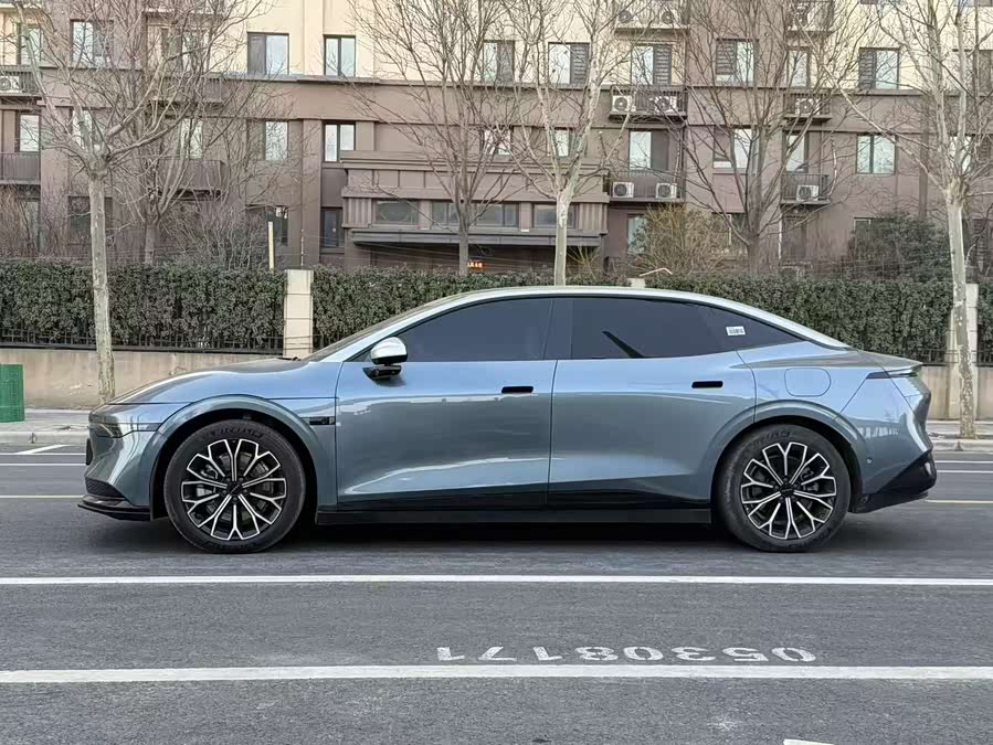 极氪 极氪007 2024 汽车图片 #11