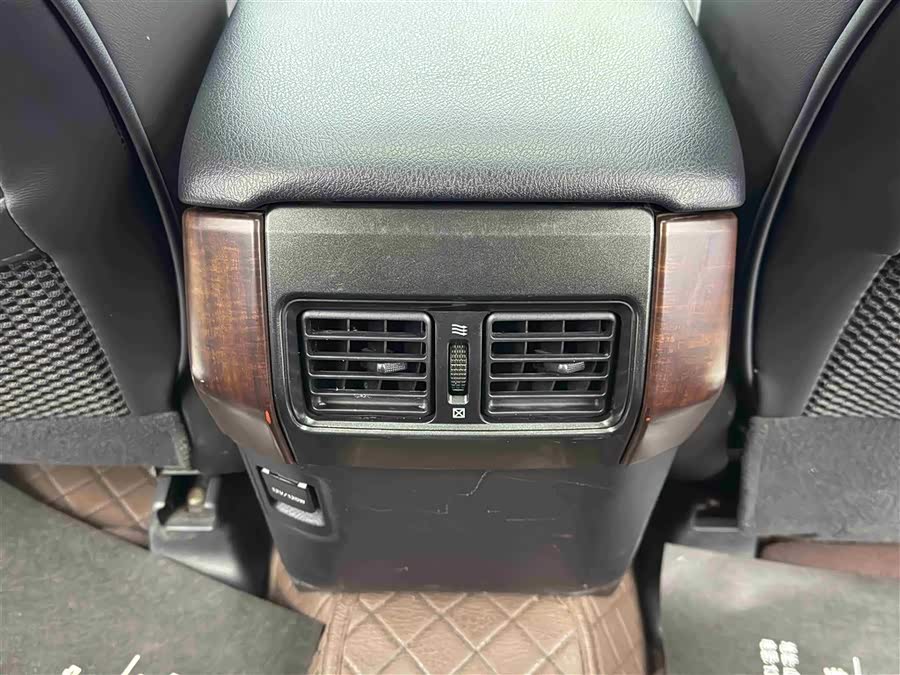 Toyota Land Cruiser Prado 2017 car image #11