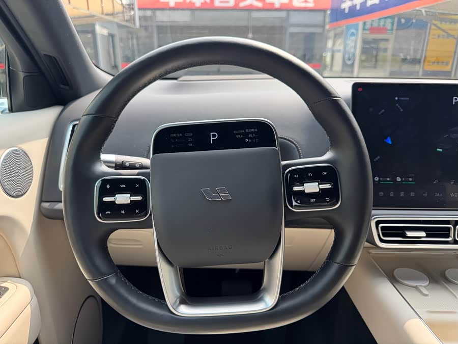Li L9 2023 image de voiture #11