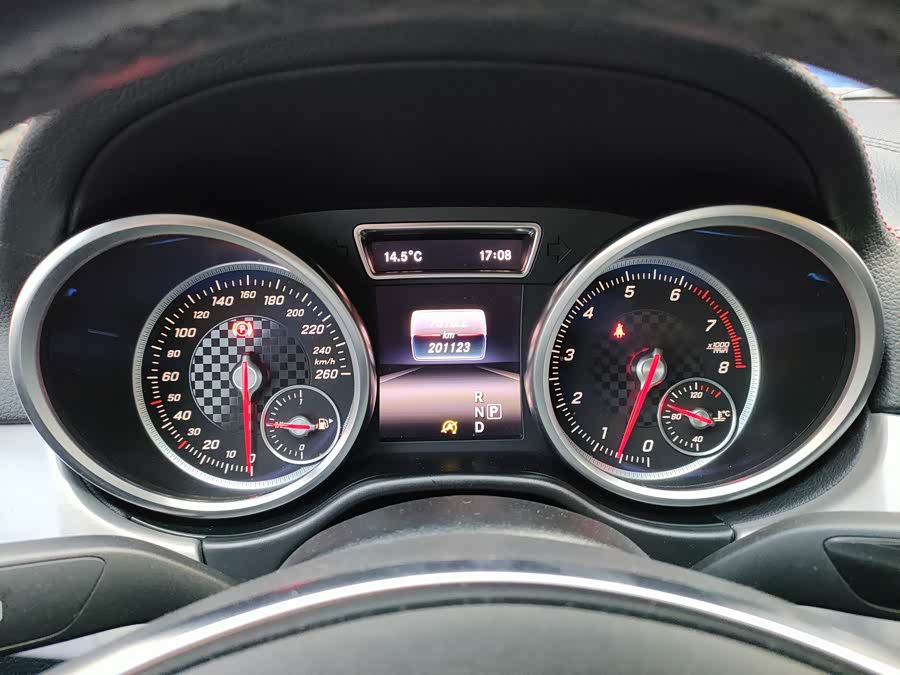 Mercedes-Benz GLE Coupe 2016 صورة سيارة #11