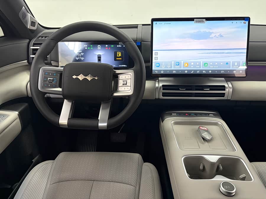 FangChengBao Tiger 7 2025 car image #11